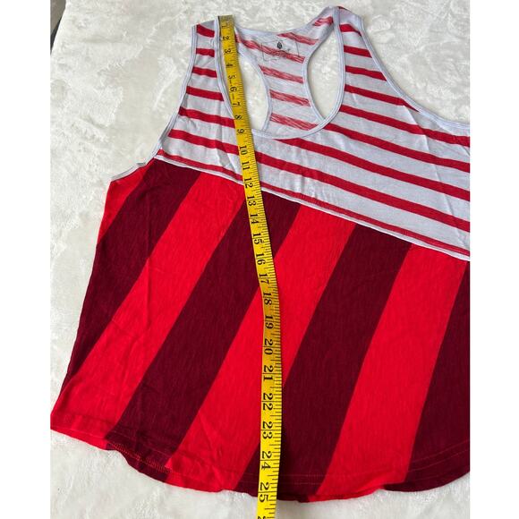Free People Keep Rolling Tank Women's Printed Red/White Racerback Size XS NWT - Picture 4 of 8
